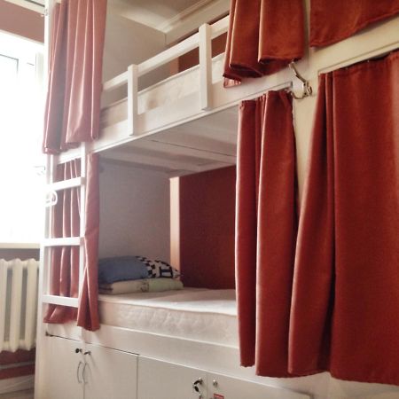 Hostel Infiniti アスターナ エクステリア 写真