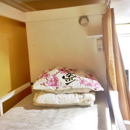 Hostel Infiniti アスターナ エクステリア 写真