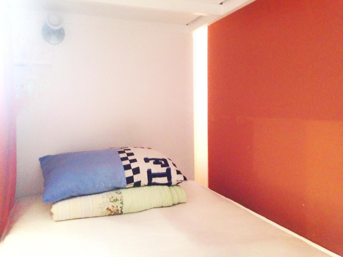 Hostel Infiniti アスターナ エクステリア 写真